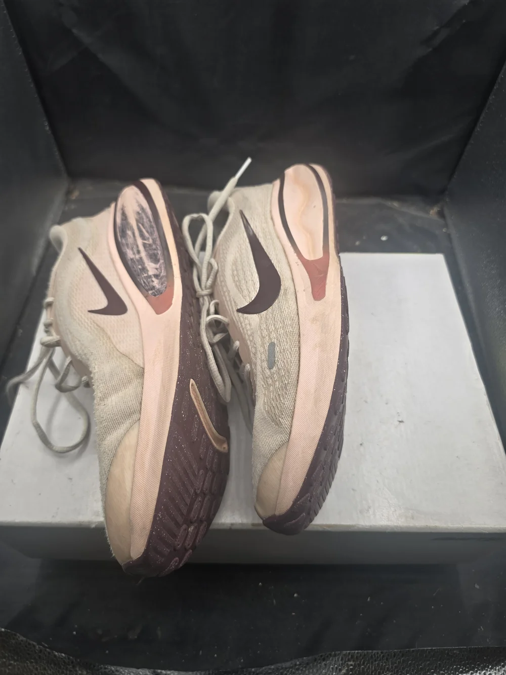 Nike‎ Women's Running Shoes in Light Pink and Beige